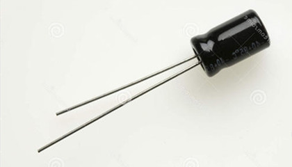 如何維護和保養運行中的CBB61啟動電容器？