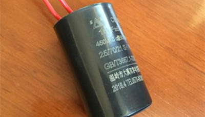 哪些情況會(huì)引起電機(jī)啟動(dòng)電容器過(guò)電壓？